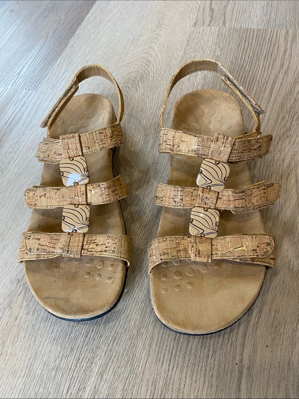 Vionic Amber Cork Print Adjustable Comfort Sandals Women’s Size 7 Boho Shoes
